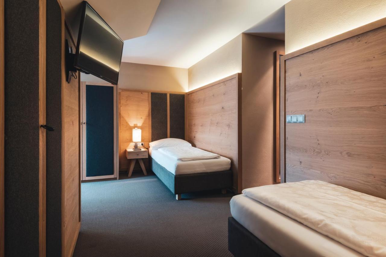 Hotel Arlara กอร์วารา อิน บาเดีย ภายนอก รูปภาพ